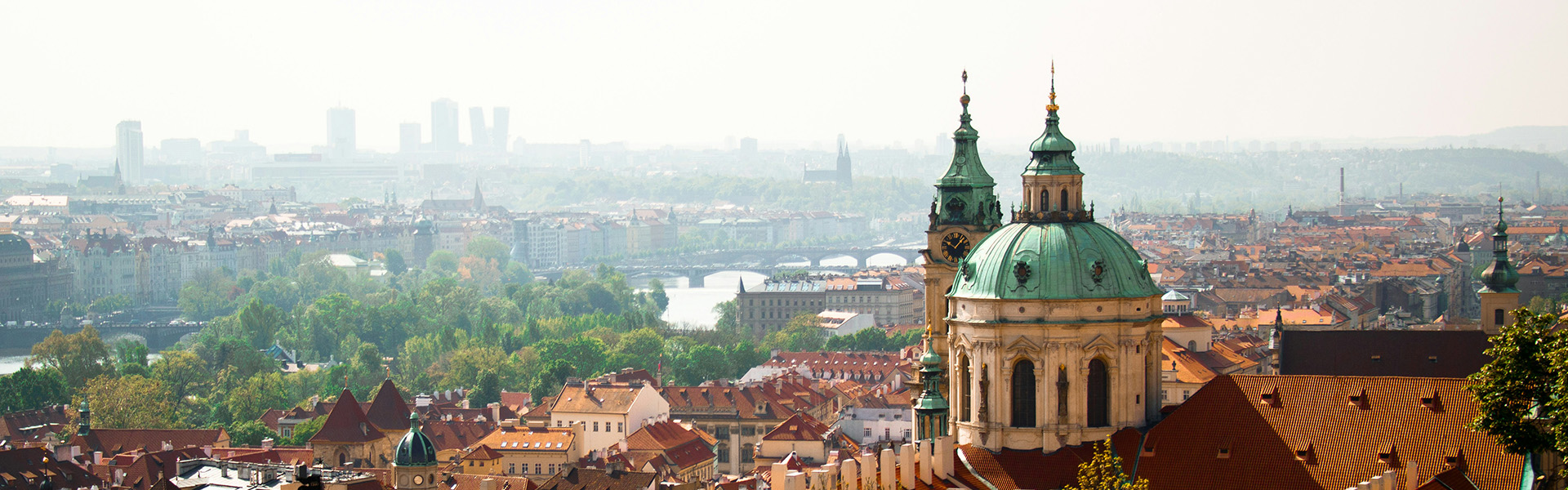 Trvalý pobyt v Praze: Jaké výhody tato služba nabízí?
